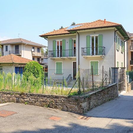 Casa De Paoli Apartment สเตรซา ภายนอก รูปภาพ