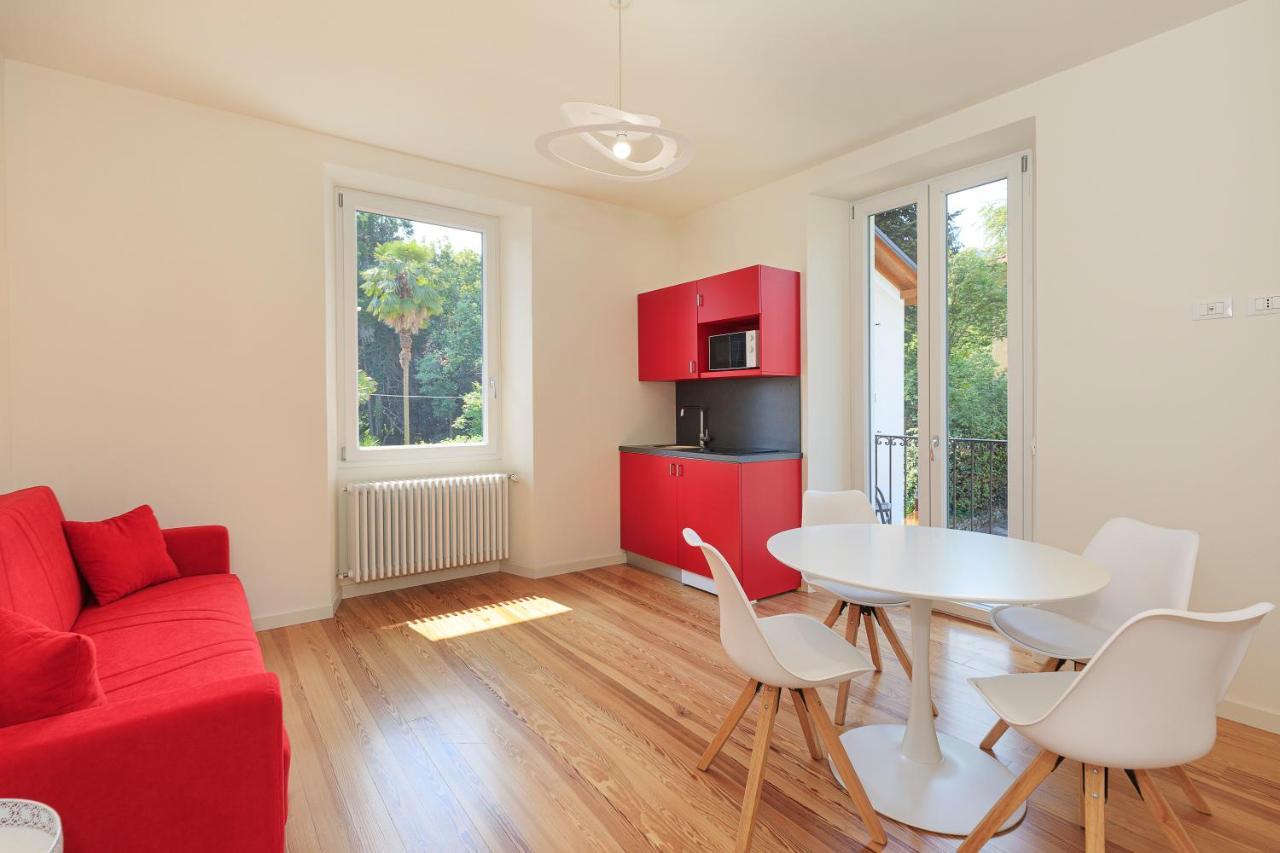 Casa De Paoli Apartment สเตรซา ภายนอก รูปภาพ