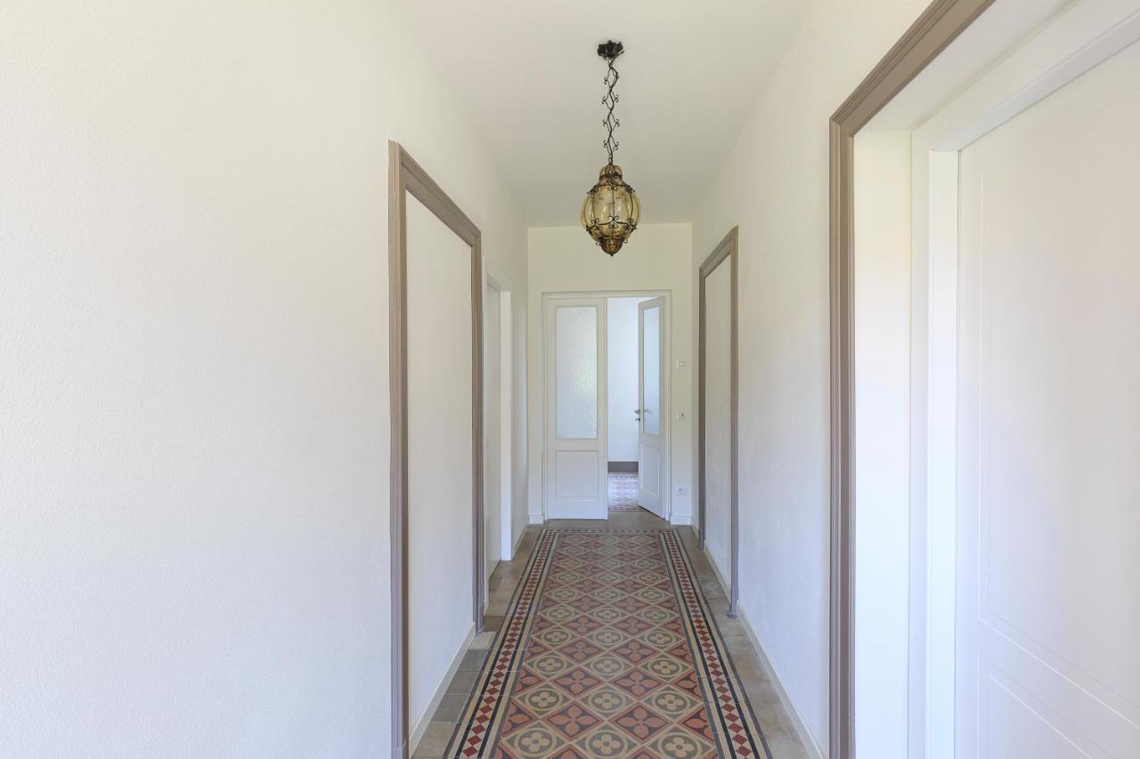 Casa De Paoli Apartment สเตรซา ภายนอก รูปภาพ