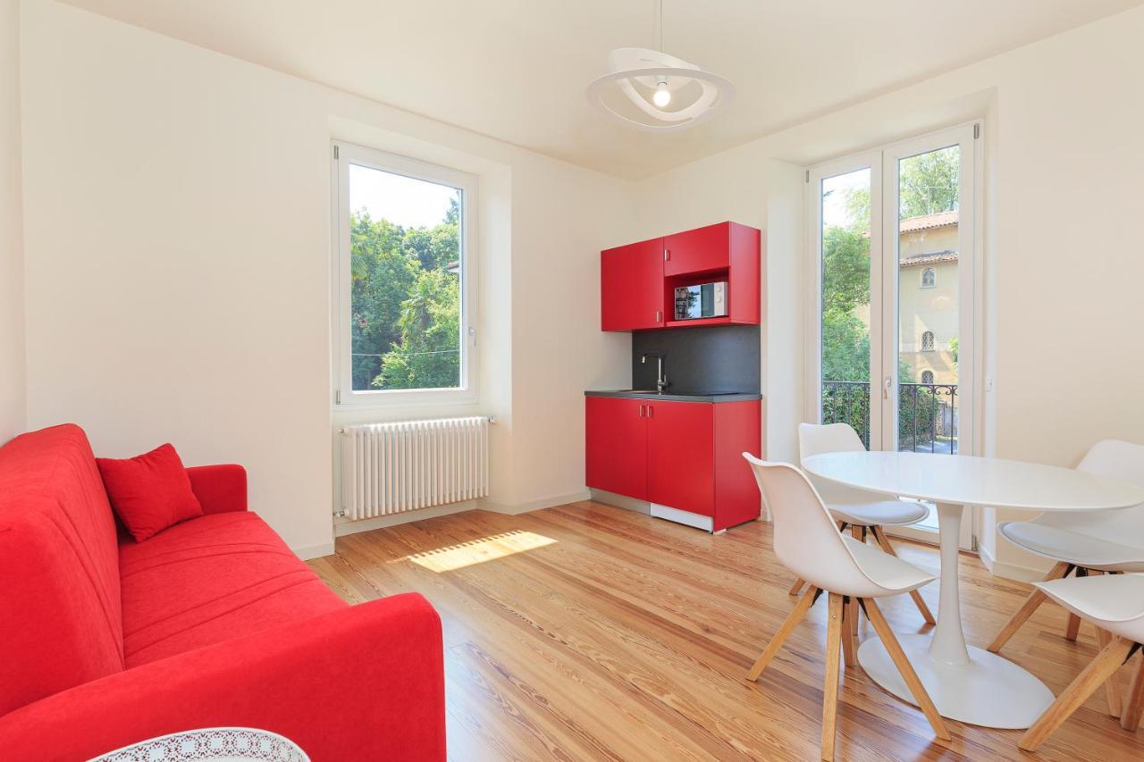 Casa De Paoli Apartment สเตรซา ภายนอก รูปภาพ