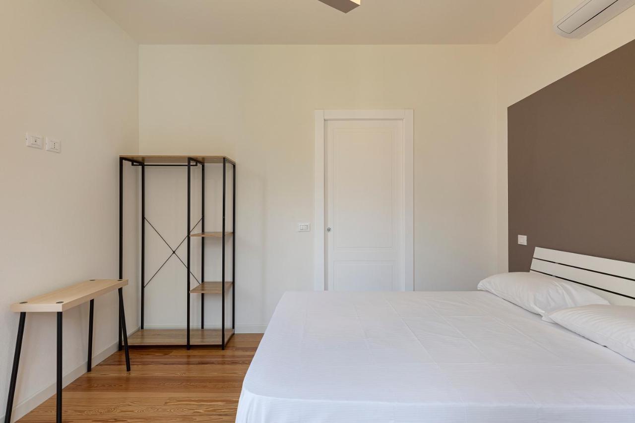 Casa De Paoli Apartment สเตรซา ภายนอก รูปภาพ