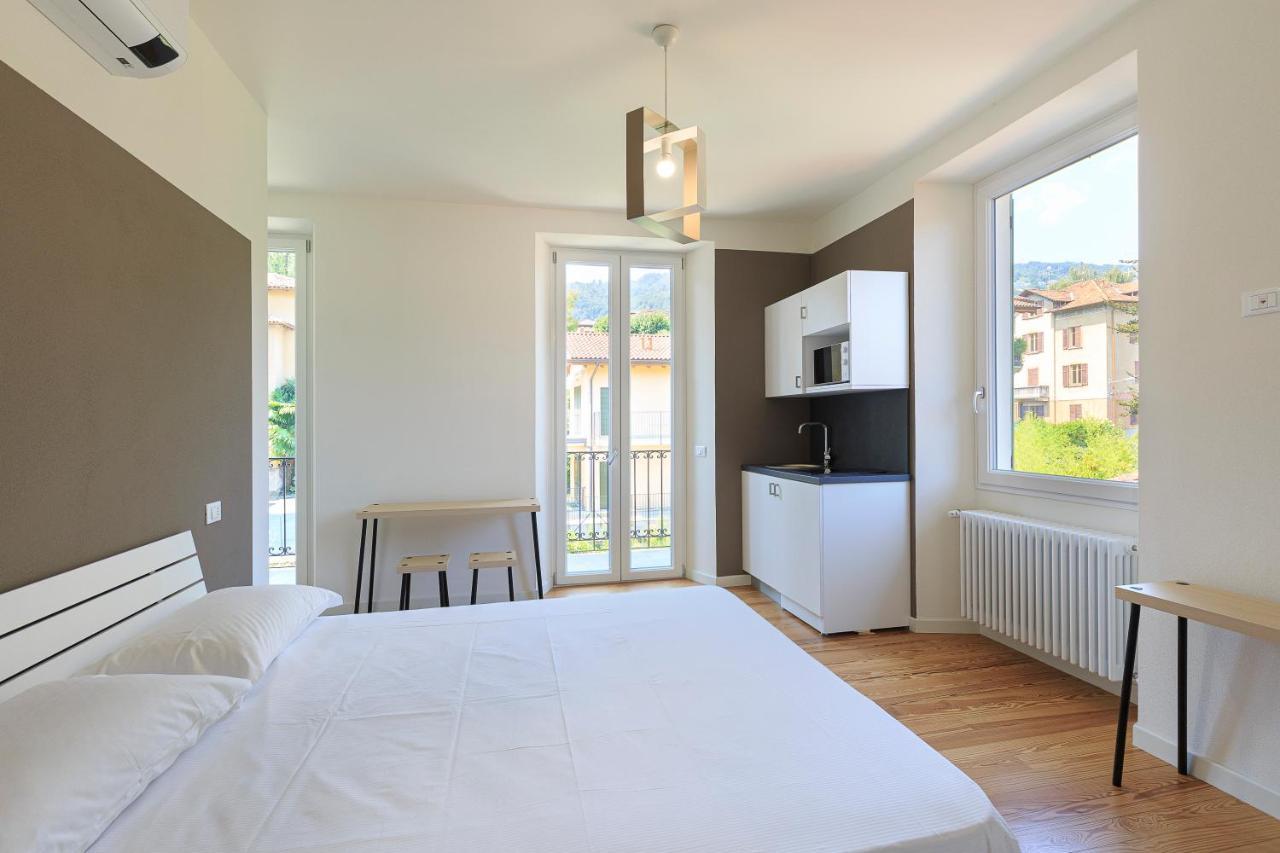 Casa De Paoli Apartment สเตรซา ภายนอก รูปภาพ